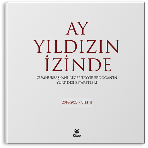 Ay Yıldızın İzinde (Cilt 2)